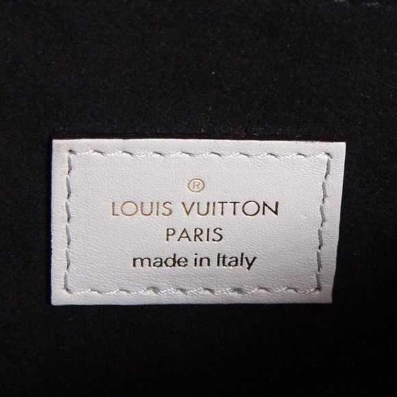 โSOLDโ Louis Vuitton Chantilly Lock Reverse Bag - Picture 13 of 16